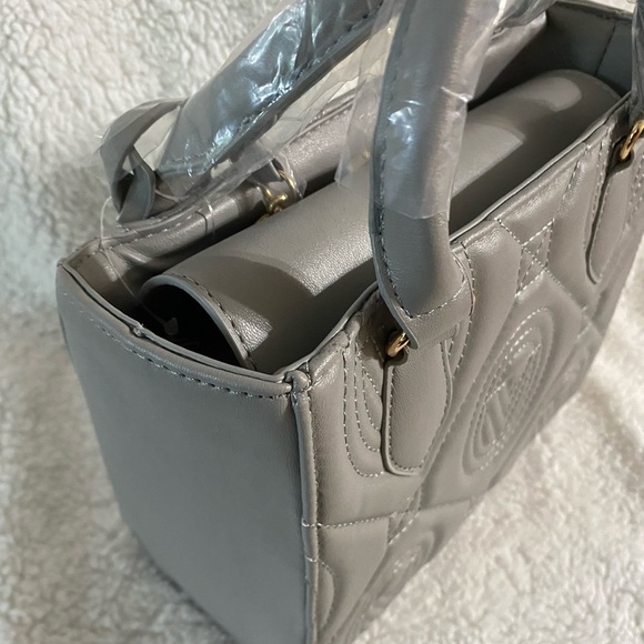 VALENTINO ORLANDI CROSSBODY BAG, Light Gray w/guitar strap - Picture 11 of 16
